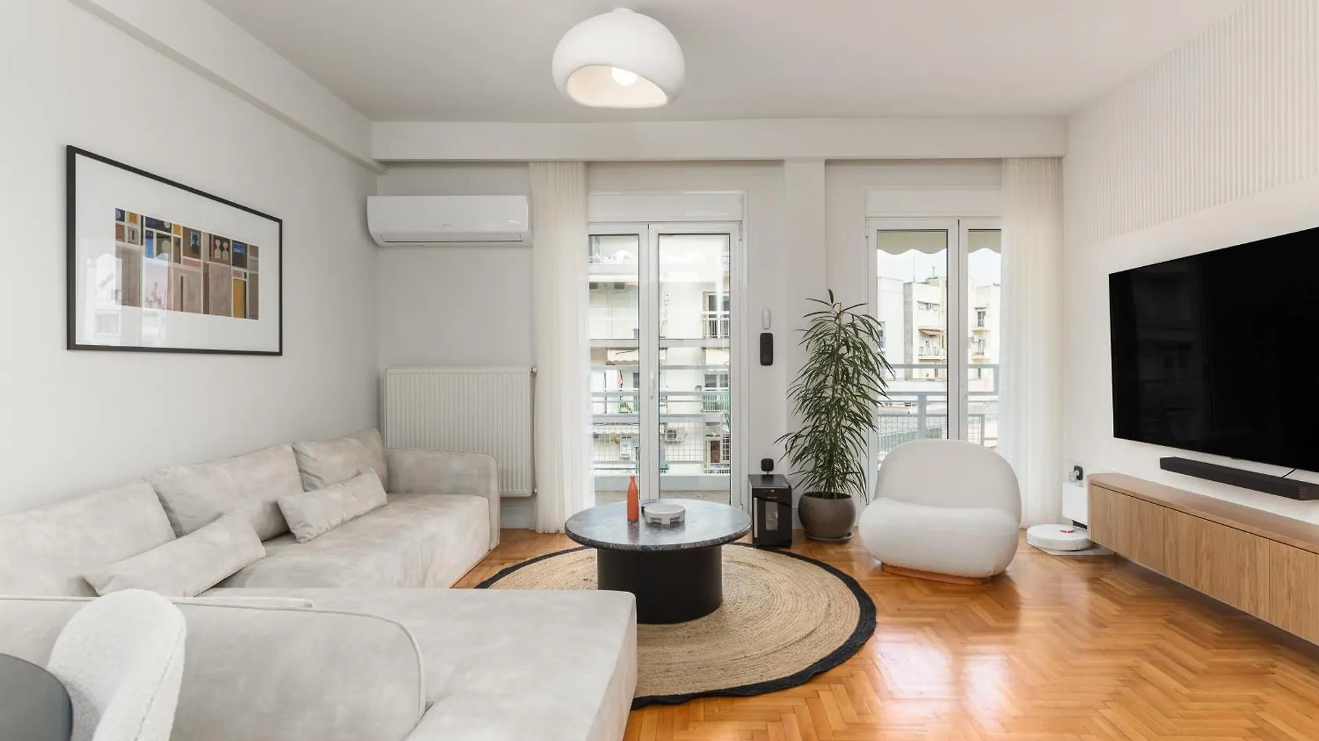 Dolly By Halu!, Apartment With Private Parking Thessaloníki 0*,  Grækenland